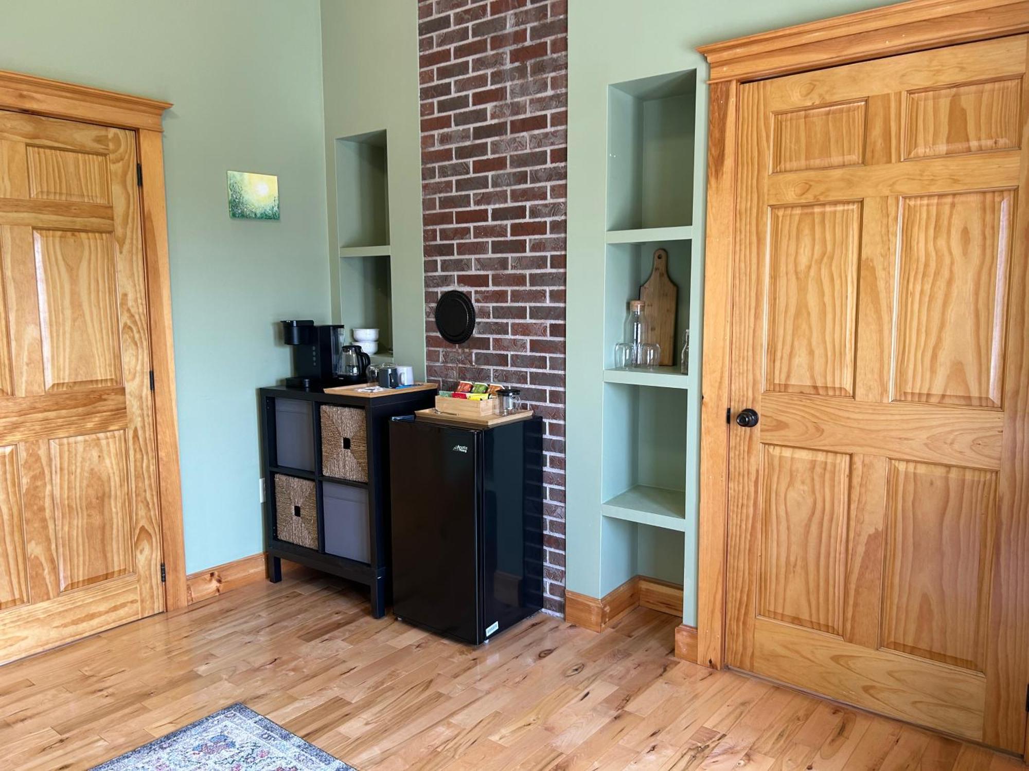 Tides Inn Guest Suites Halls Harbour الغرفة الصورة